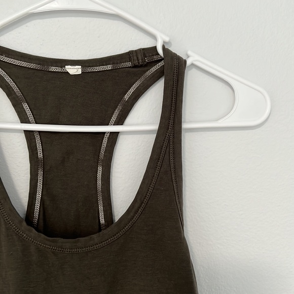 Lululemon dark green cropped racer back tank top - Picture 3 of 6